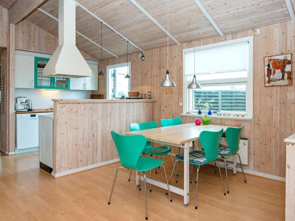 6 Person Holiday Home In Fan เฟนู ภายนอก รูปภาพ